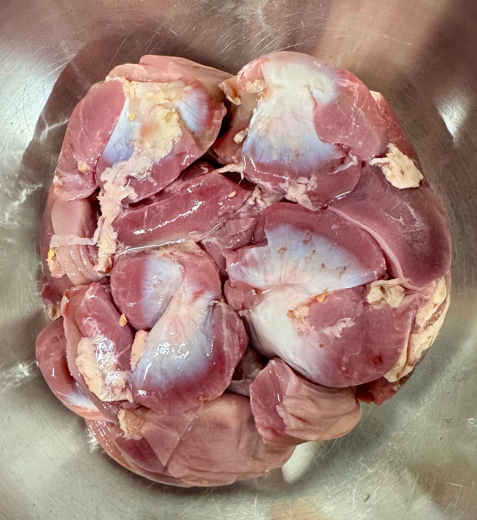 Raw Whole Chicken Gizzards 1 Raw whole chicken gizzards